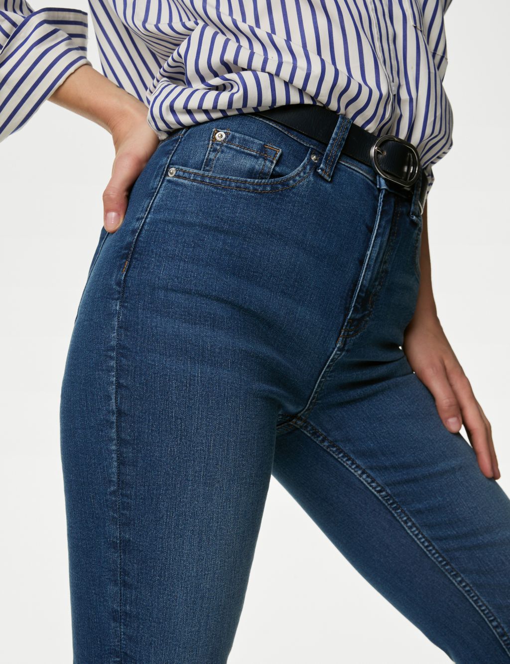 Eva Bootcut Jeans image 2