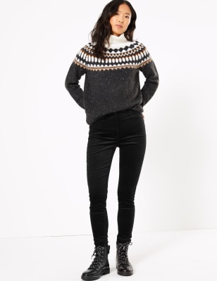 Pantalon en velours c&ocirc;tel&eacute; longueur cheville