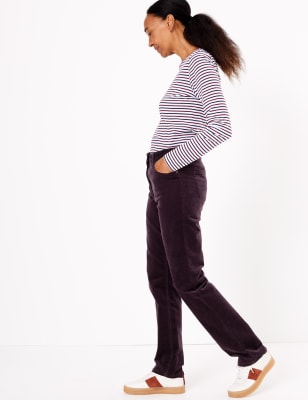 Pantalon droit en velours c&ocirc;tel&eacute;