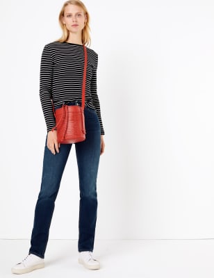 Jean coupe droite, dot&eacute; de la technologie Magic Lift