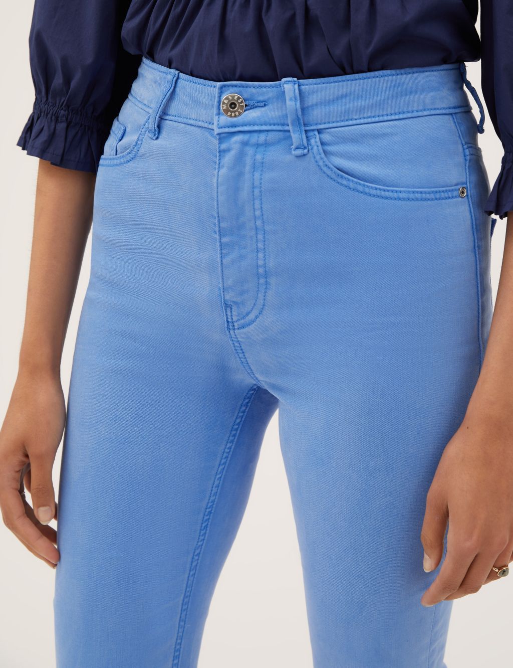 Supersoft High Waisted Skinny Cropped Jeans image 2