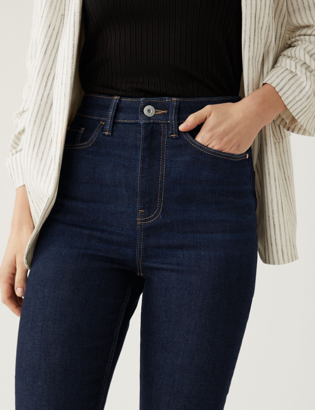 Supersoft High Waisted Skinny Cropped Jeans image 3