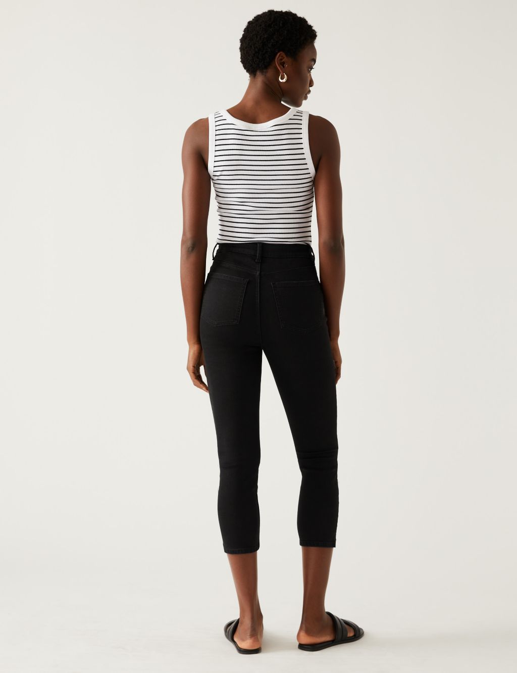 Supersoft High Waisted Skinny Cropped Jeans image 4