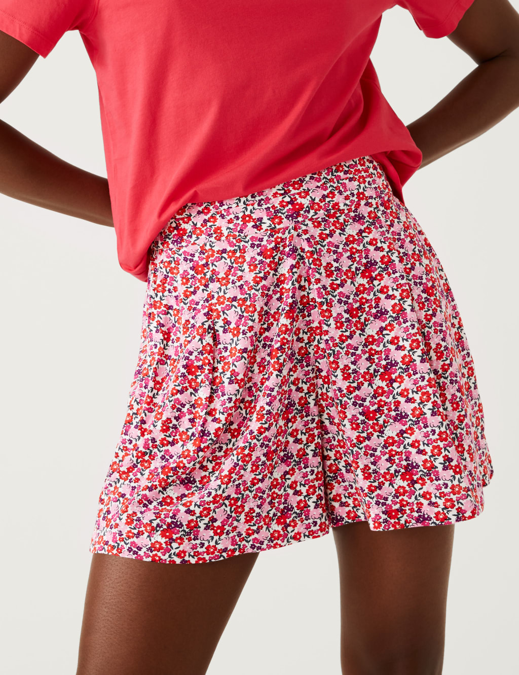 Printed Pleat Front Shorts image 3
