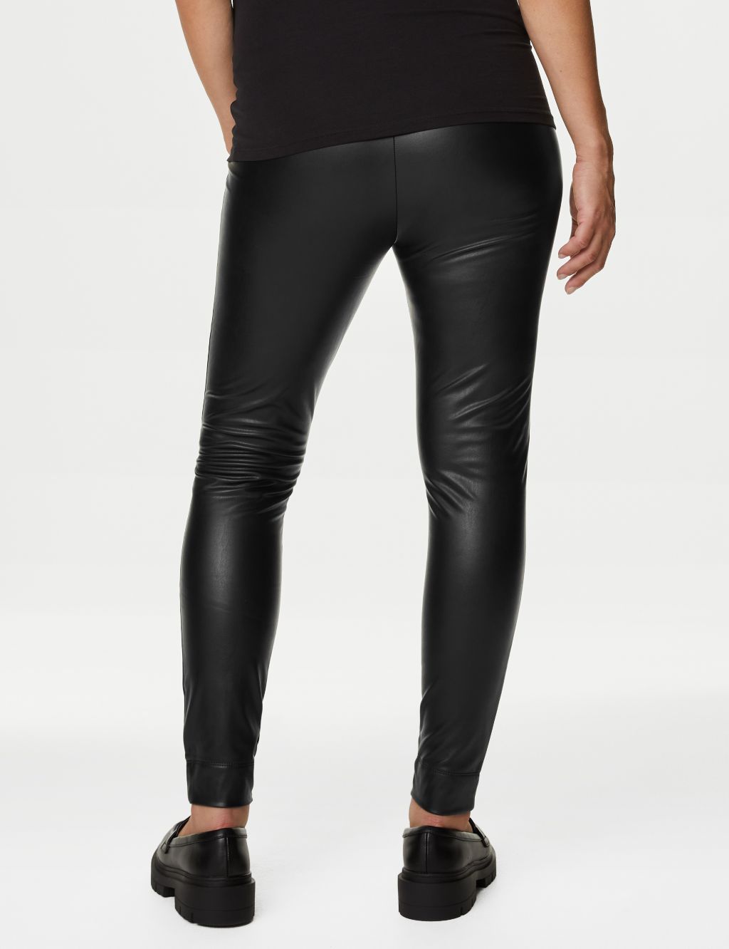 Maternity Leather Look Over Bump Leggings image 6