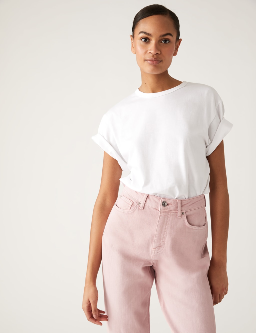Mom High Waisted Jeans image 3