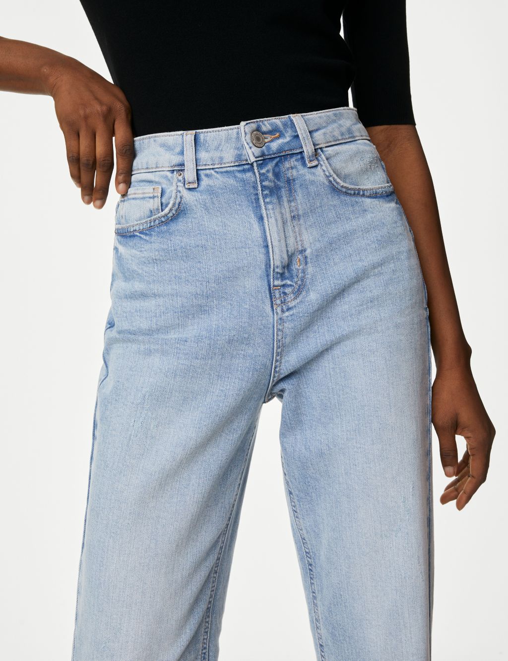 The Mom Jeans image 3