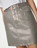 Džínová mini sukně s&nbsp;metalickým efektem