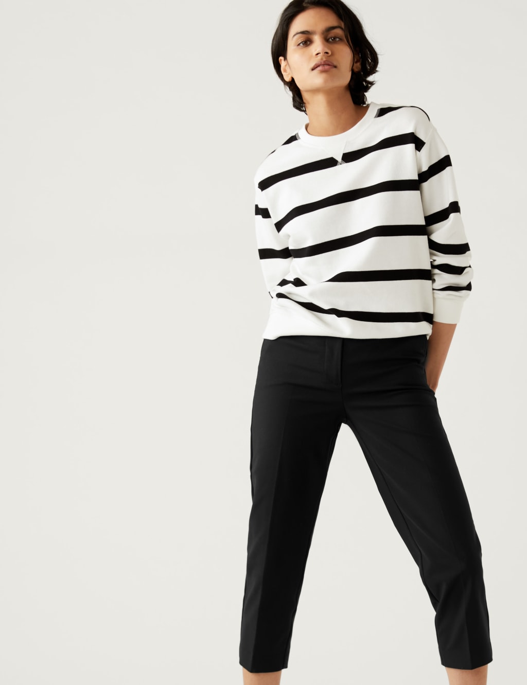 Cotton Blend Slim Fit Cropped Trousers image 4