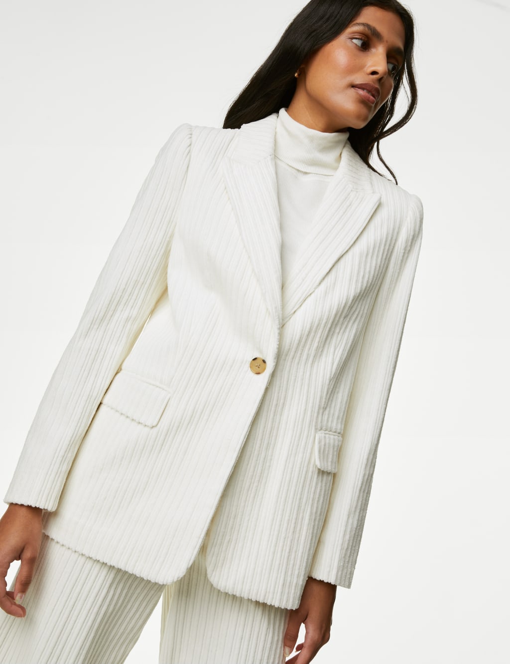 Cream soft textured blazer >>> m main image 0