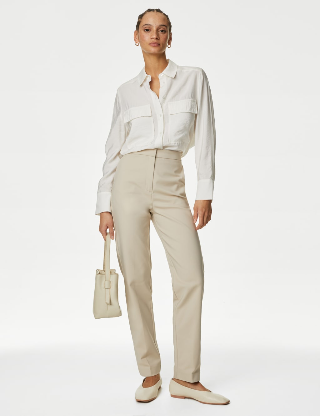 Beige trousers womens outfit hotsell