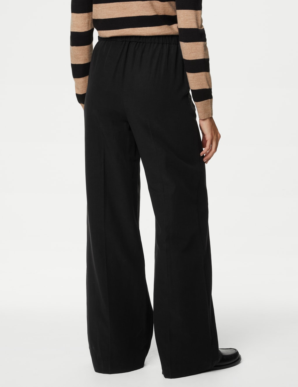 Lyocell Rich Wide Leg Trousers with Linen image 4