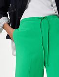 Zkrácené kalhoty se širokými nohavicemi a&nbsp;pružným pasem