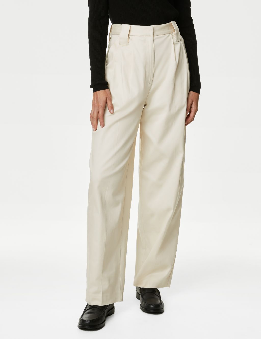 Lyocell Rich Pleated Wide Leg Trousers image 4
