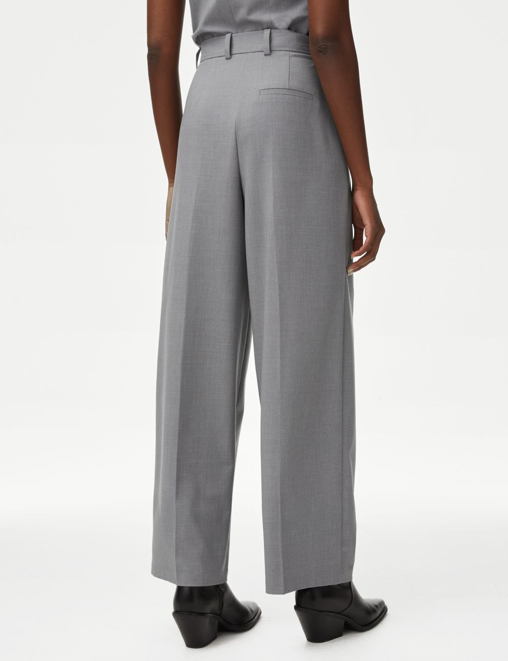 Pleat Front Relaxed Wide Leg Trousers image 5
