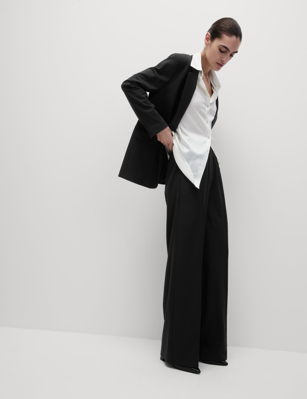 Never Enough Black Stretch Crepe Wide Leg Trousers – Miss Circle