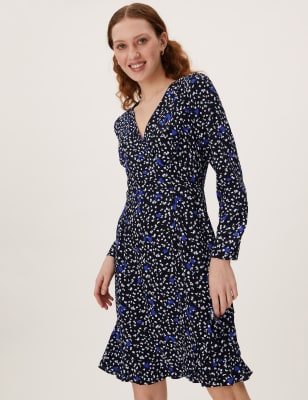 

M&S Collection Vestido cruzado floral por la rodilla de escote en picoWomens - Black Mix, Black Mix