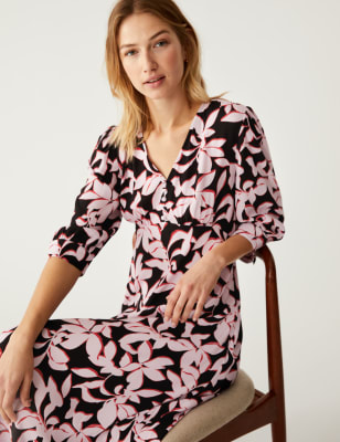 

Womens M&S Collection Floral V-Neck Tie Waist Midi Tea Dress - Black Mix, Black Mix