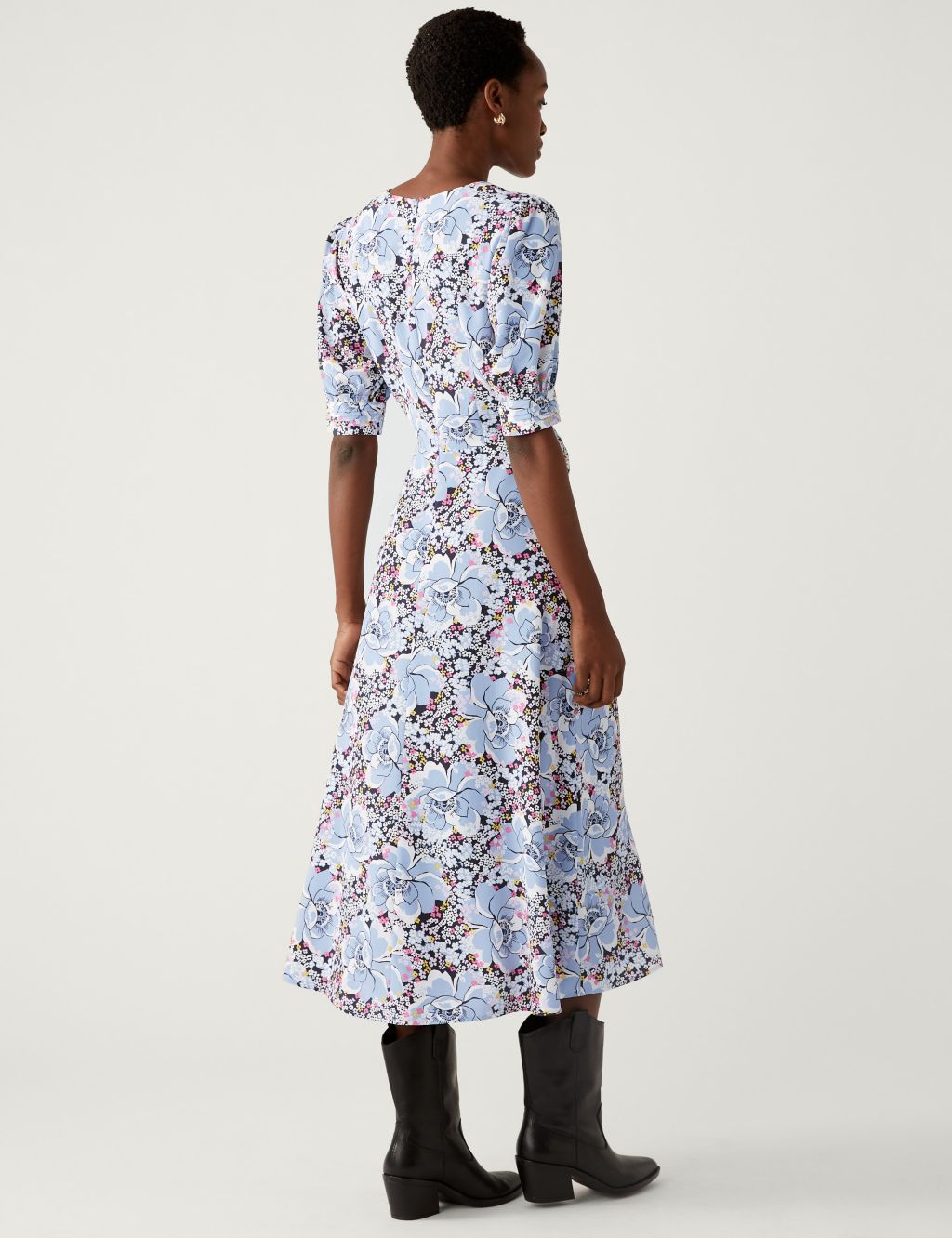 Floral V-Neck Puff Sleeve Midi Tea Dress image 5