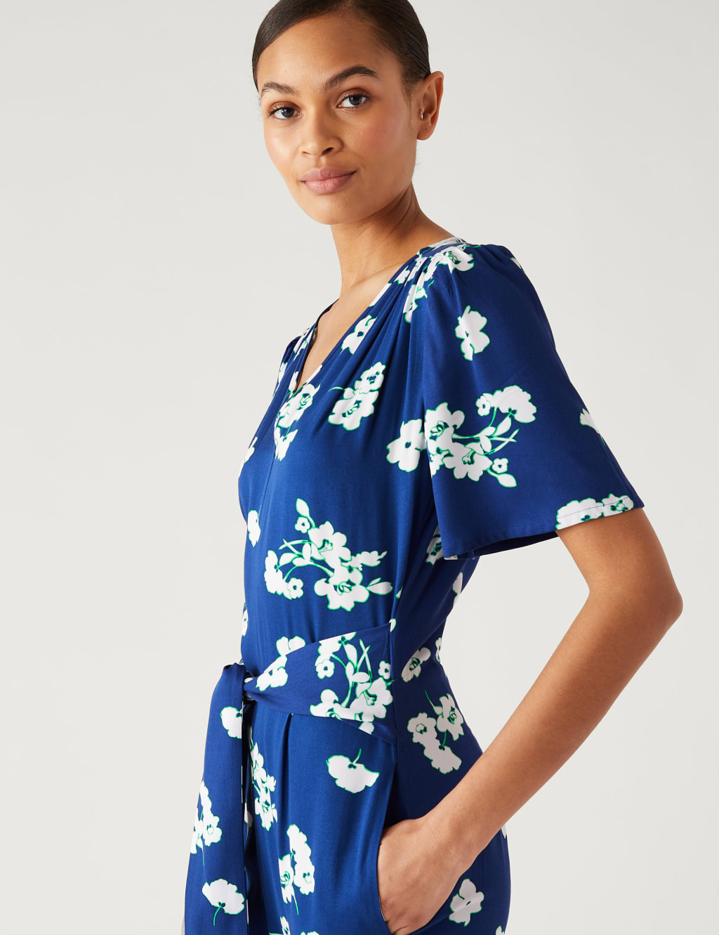 Floral Tie Detail Short Sleeve Jumpsuit image 3