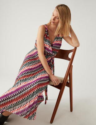 

Womens M&S Collection Printed V-Neck Pleated Midi Wrap Dress - Multi, Multi