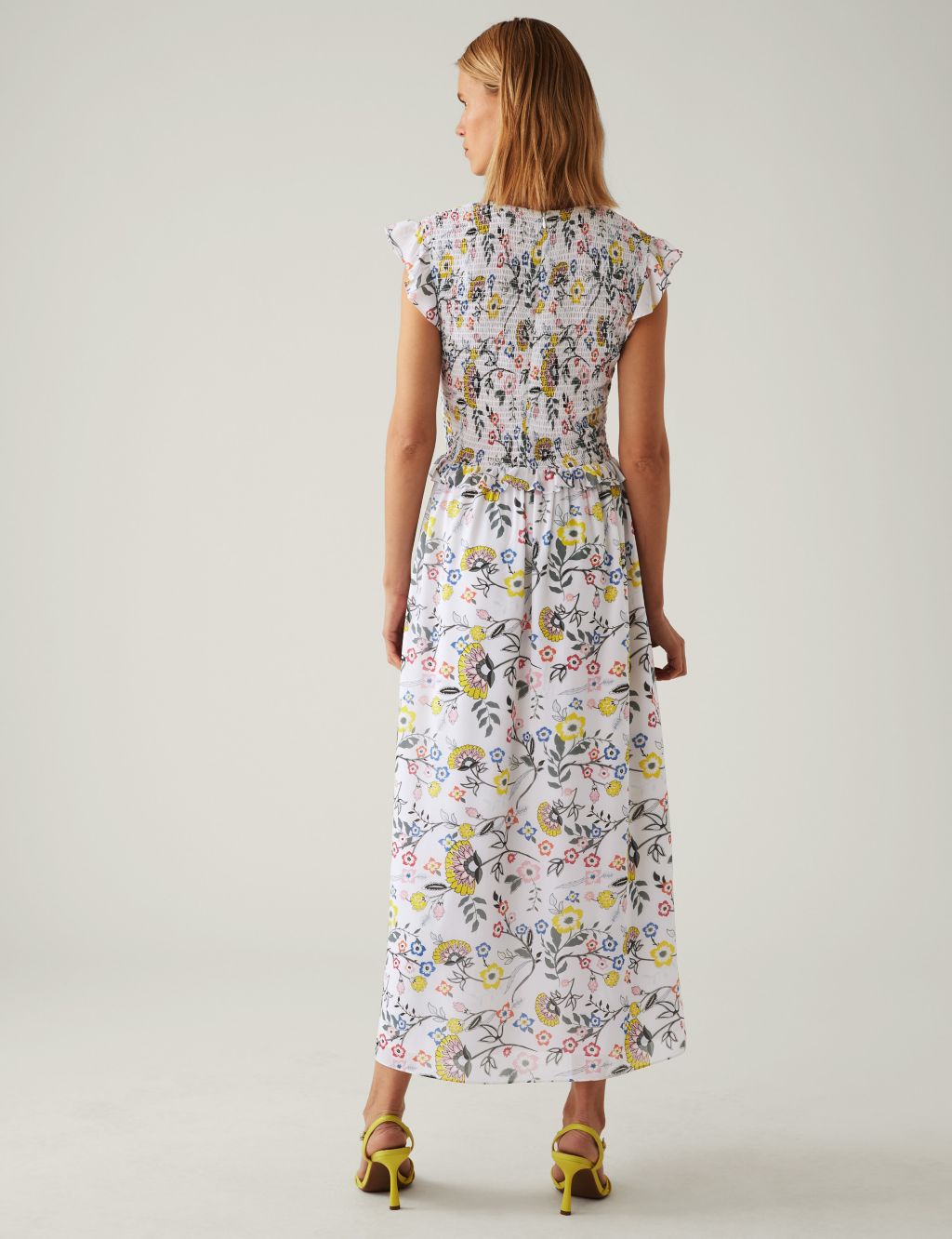 Floral V-Neck Shirred Midi Waisted Dress image 3