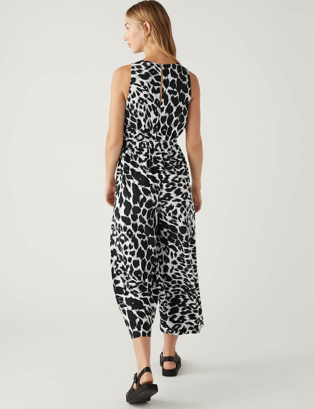 Printed Belted Cropped Waisted Jumpsuit image 5