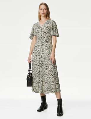 

Womens M&S Collection Printed V-Neck Midi Tea Dress - Black Mix, Black Mix