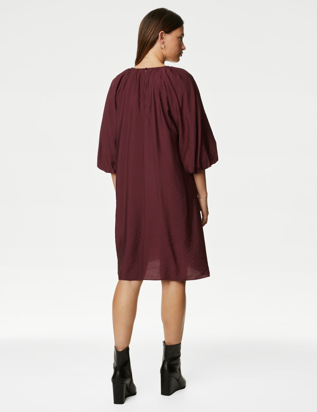Puff Sleeve Knee Length Shift Dress image 4