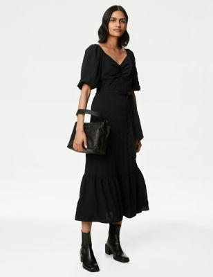 

Womens M&S Collection Sweetheart Neckline Tie Detail Midi Tea Dress - Black, Black
