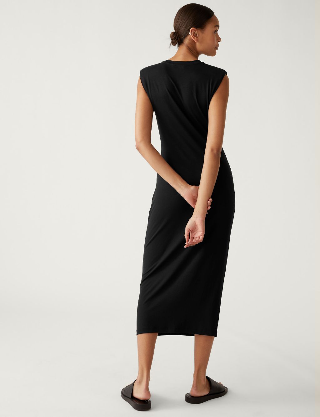 Jersey Round Neck Ruched Midi Bodycon Dress image 4