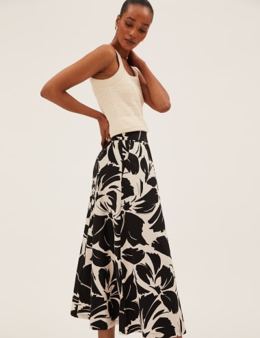 Jupe Marks & Spencer Rouge, Taille 42 - Motifs Tartan Classiques