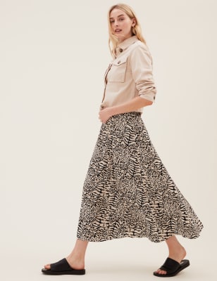a line skirt