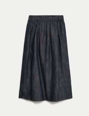 Black pleated skirt clearance m&s