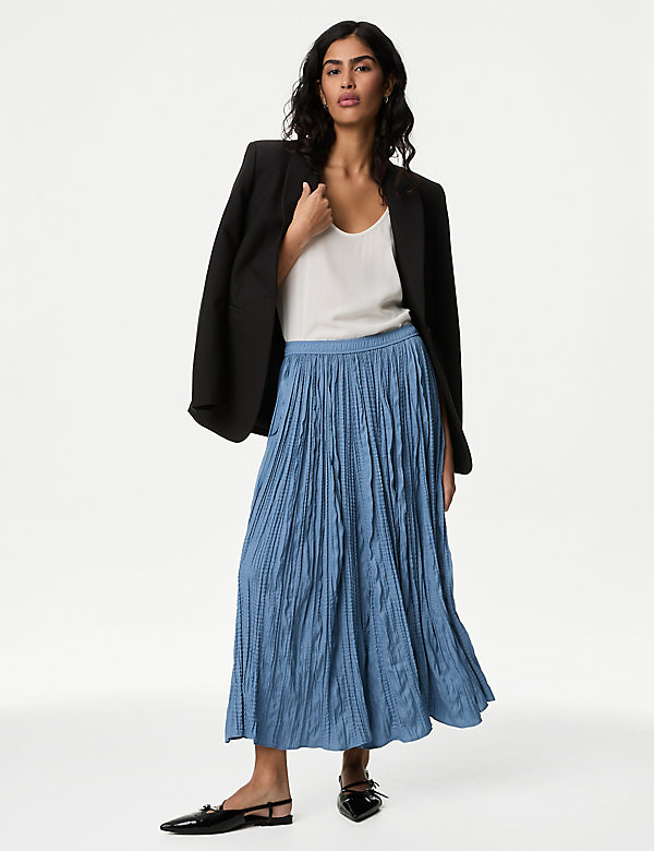 Textured Pleated Maxi Slip Skirt - US