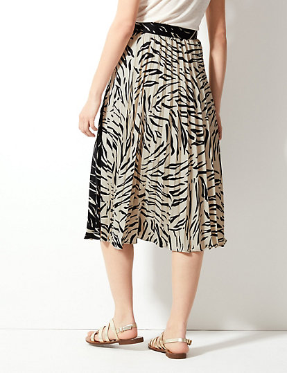 Animal Print Pleated Skirt