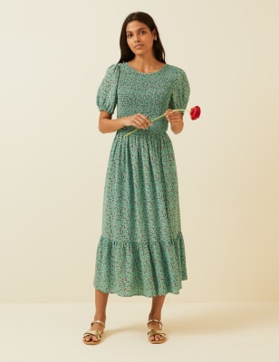 

Womens M&S X GHOST Floral Puff Sleeve Shirred Midi Dress - Green Mix, Green Mix