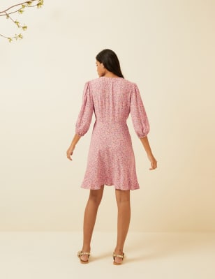 Floral VNeck Button Through Mini Tea Dress