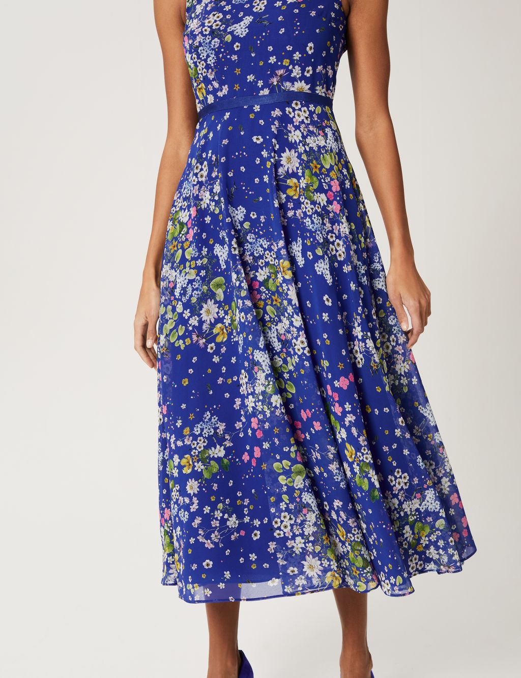 Carly Floral Sleeveless Midi Waisted Dress image 4