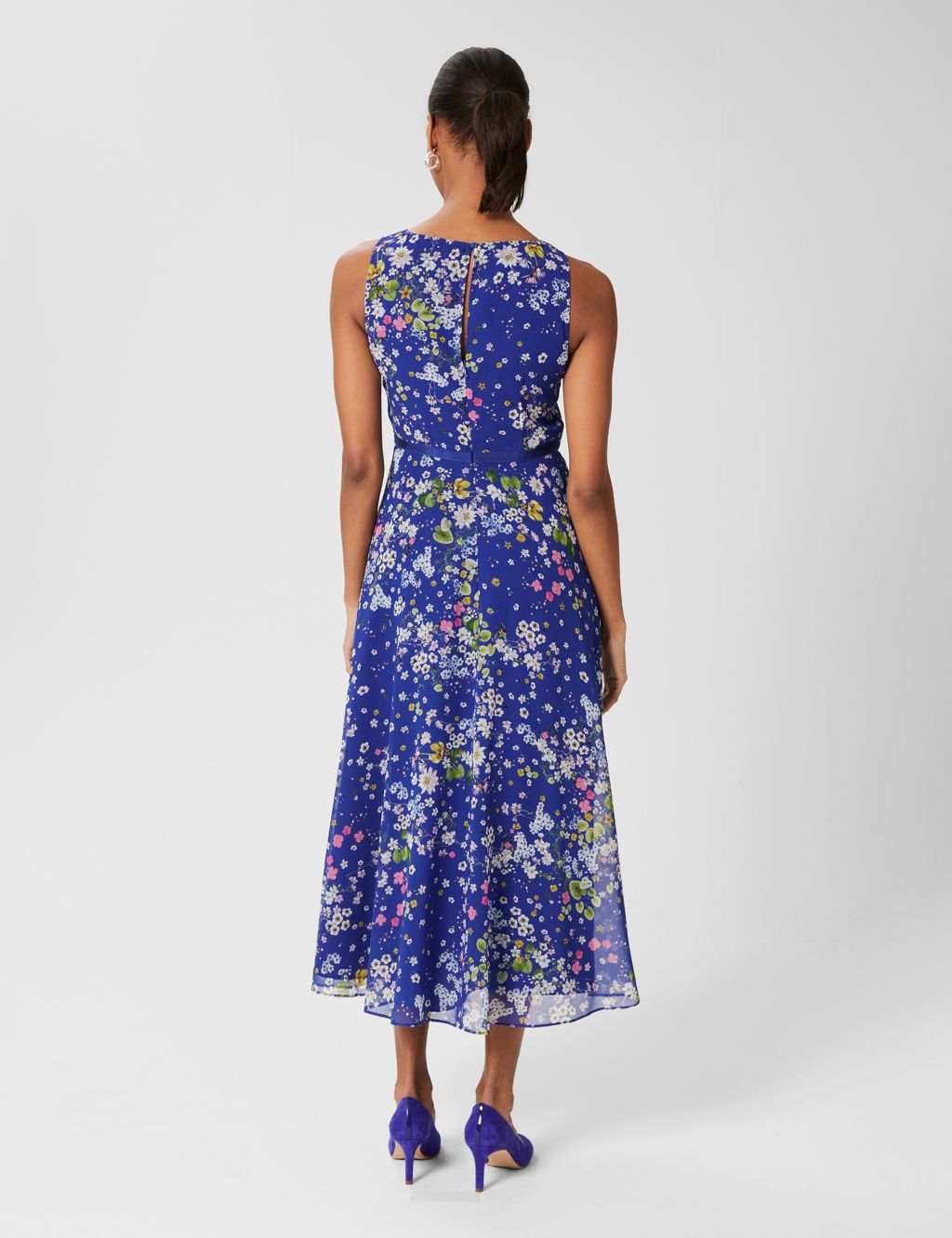 Carly Floral Sleeveless Midi Waisted Dress image 5