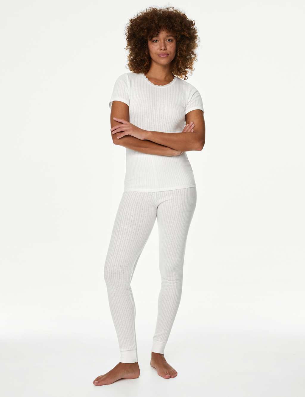 Buy Marks & Spencer Women White Self Design Thermal Leggings - Thermal  Bottoms for Women 10815556