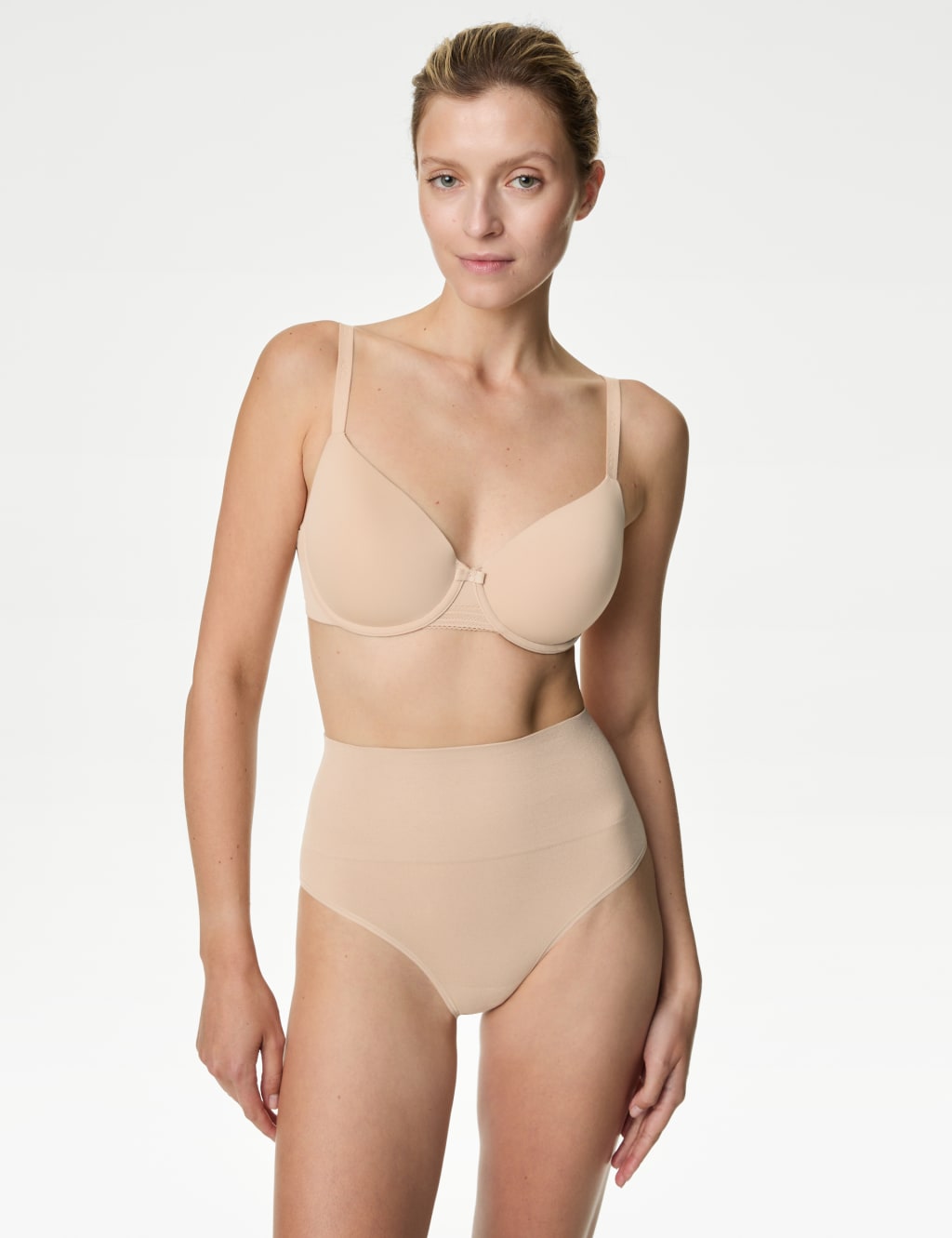 Seamless knickers 2 pack Color nude - SINSAY - 7970F-02X