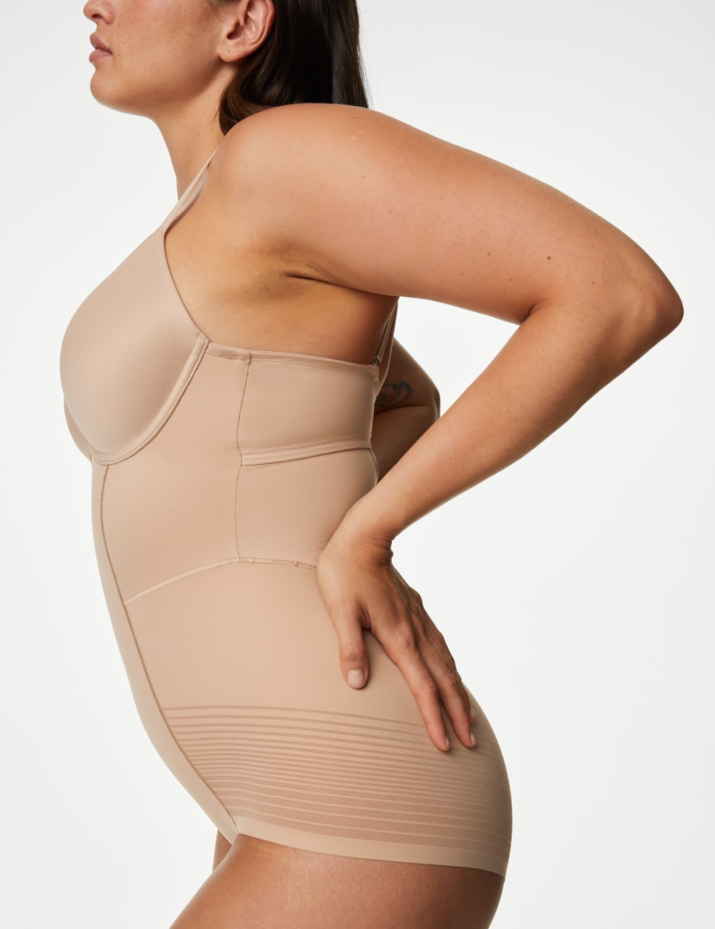 Firm Control Cool Comfort™ No VPL Plunge Body image 3