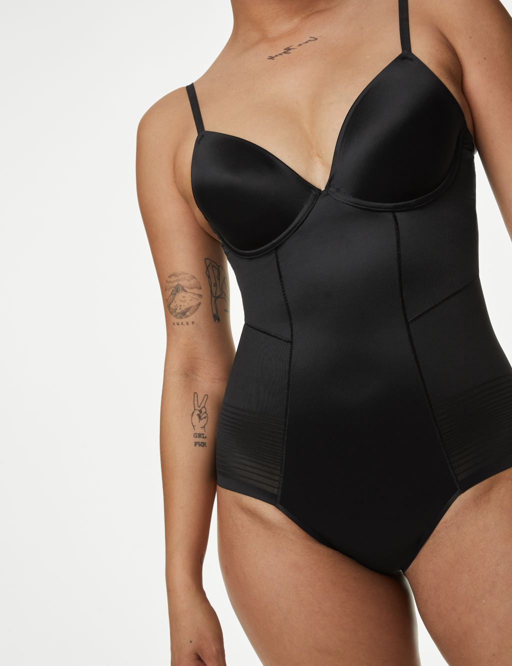 Firm Control Cool Comfort™ No VPL Plunge Body image 2