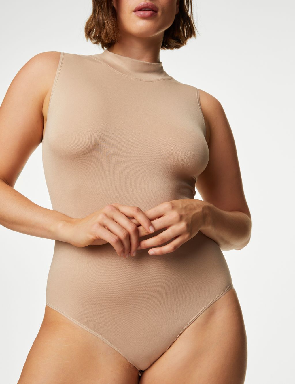 Smoothing Cool Comfort™ Shaping Body image 3