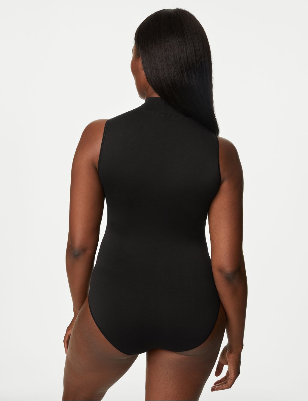Smoothing Cool Comfort™ Shaping Body image 4