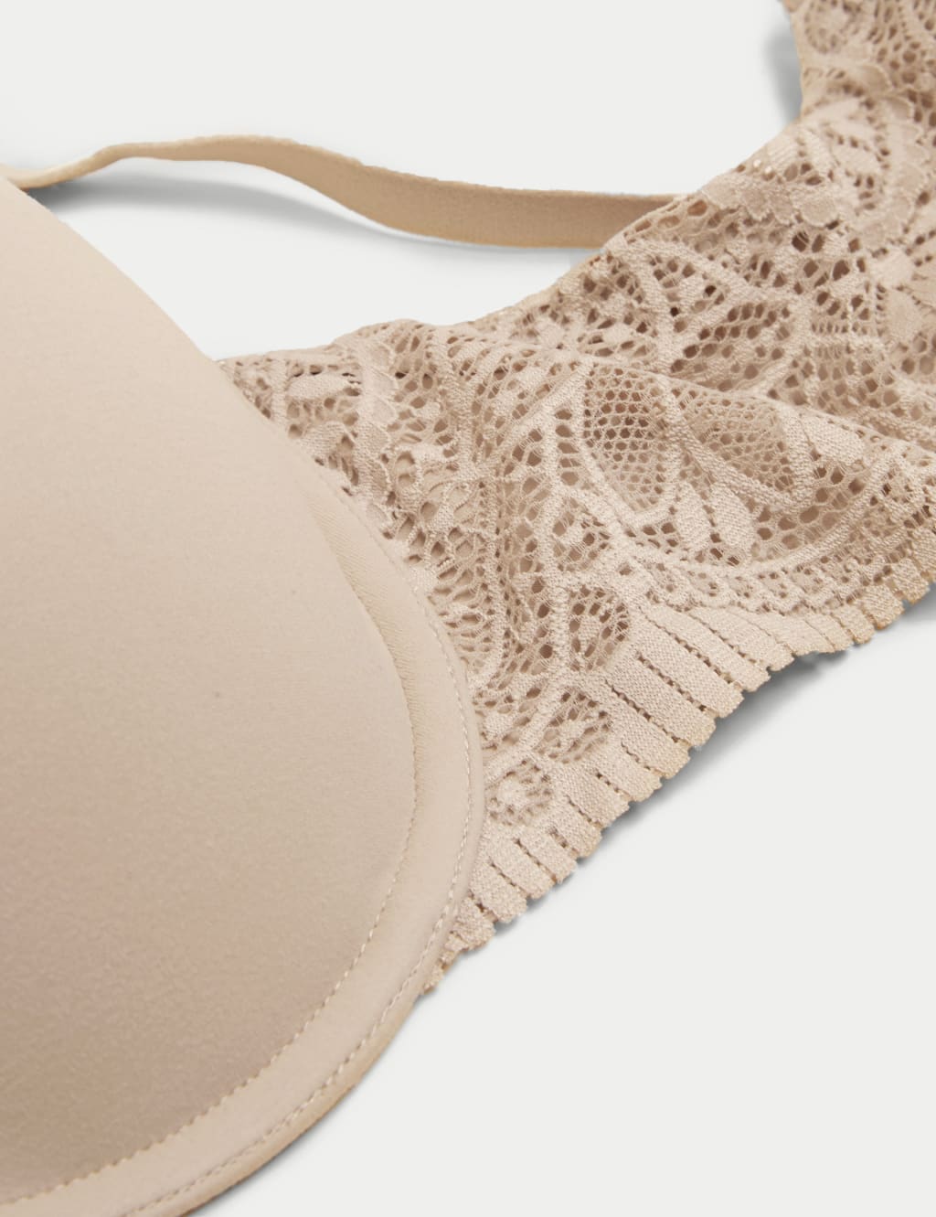 Body Soft™ Wired Plunge Bra A-E image 4