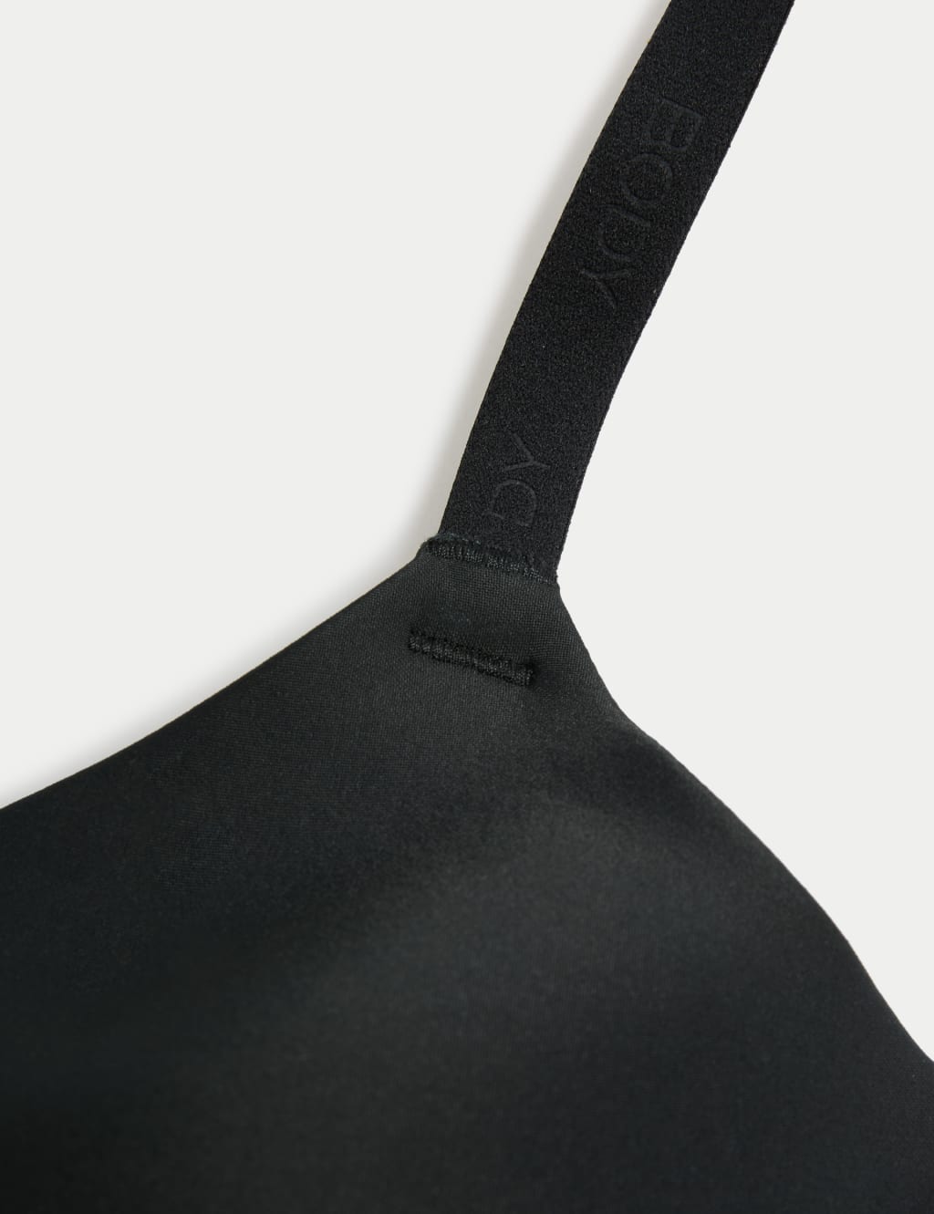 Flexifit™ Invisible Wired Full-cup Bra A-E image 5