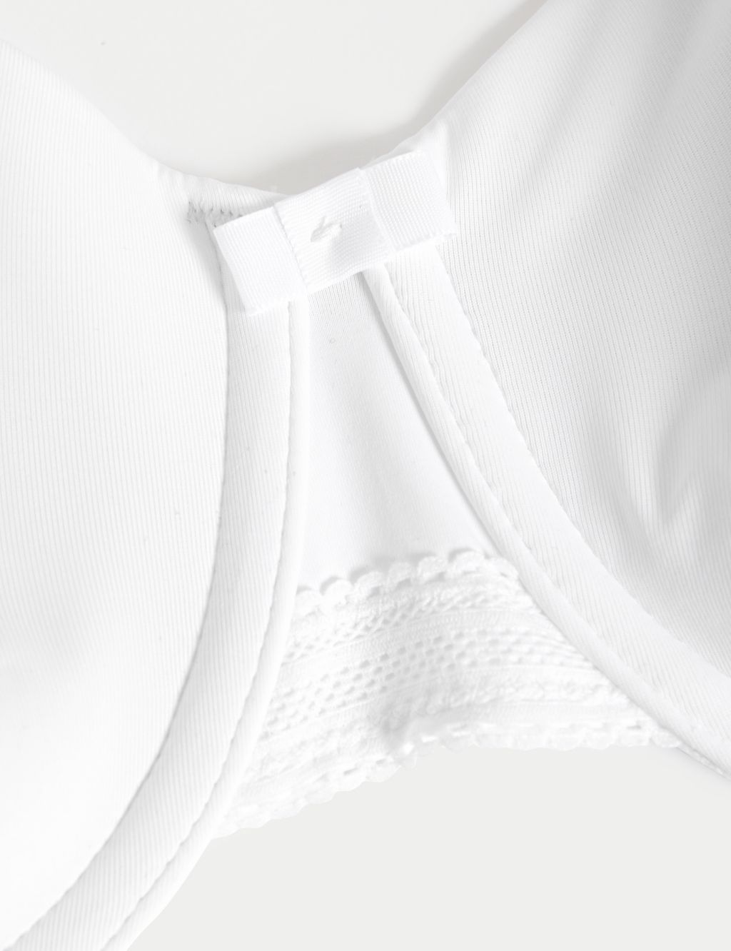Flexifit™ Wired Full-Cup T-Shirt Bra A-E image 8