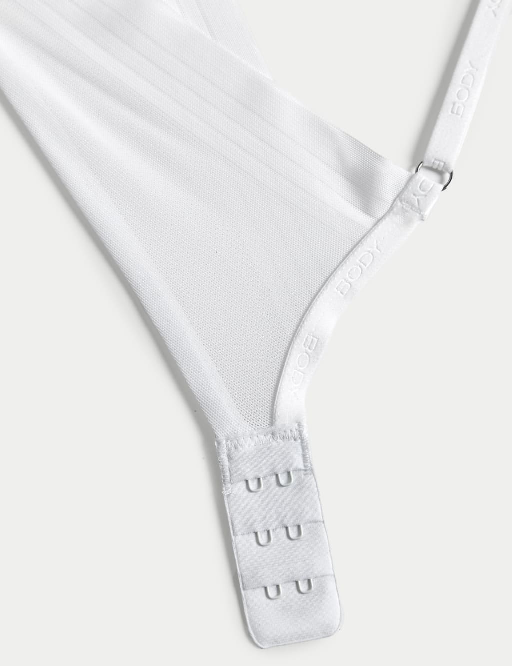 Body Define™ Wired Plunge T-Shirt Bra A-E image 7